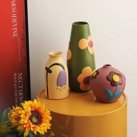 Other - Decorative Ceramic Flower Vase – Modern Shelf Piece